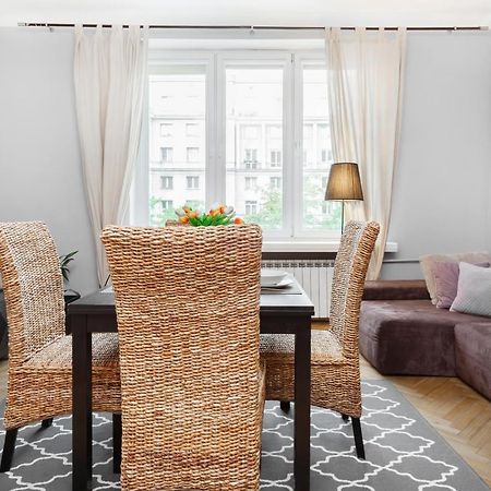 Stars Apartaments City Center By Noclegi Renters Warschau Exterior foto