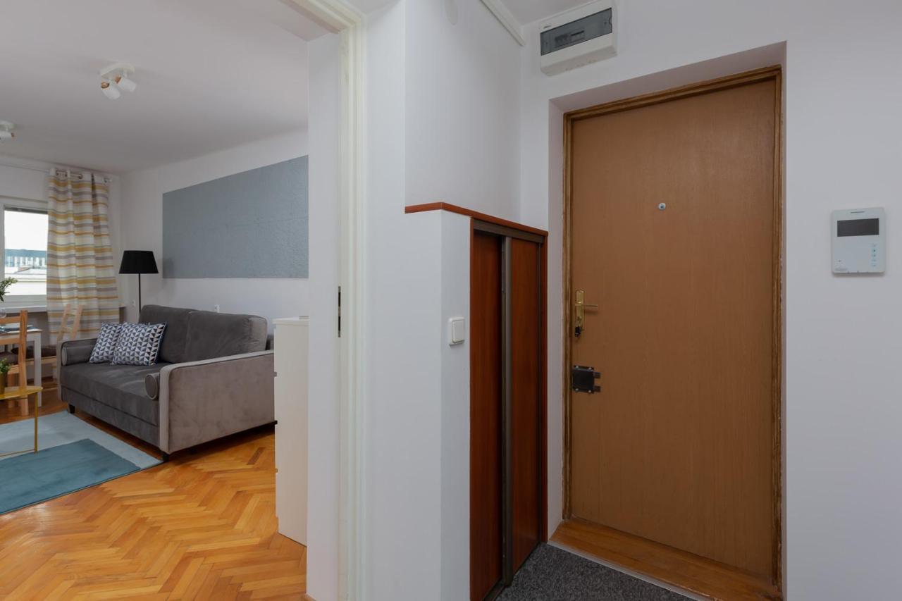 Stars Apartaments City Center By Noclegi Renters Warschau Exterior foto
