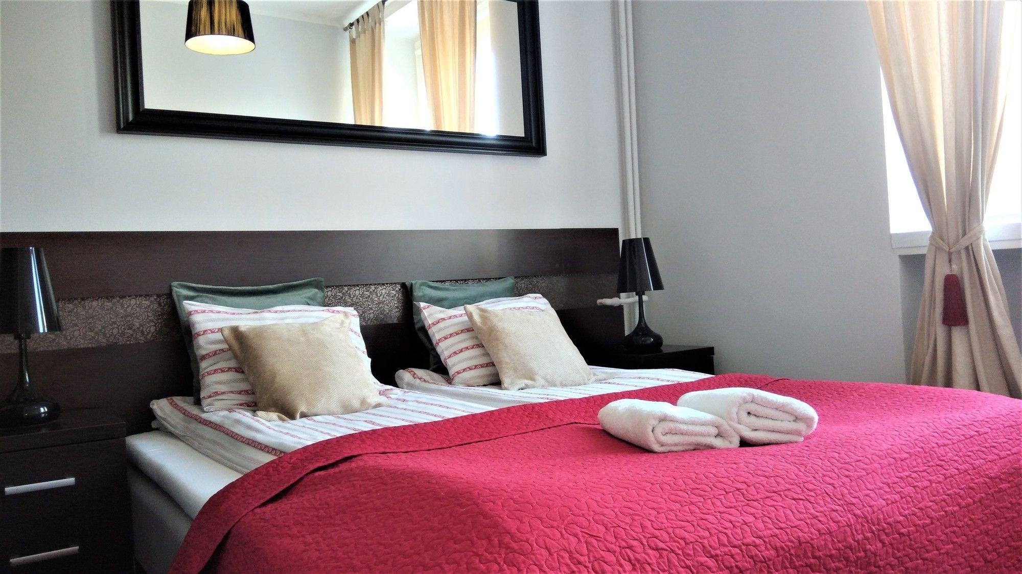 Stars Apartaments City Center By Noclegi Renters Warschau Exterior foto
